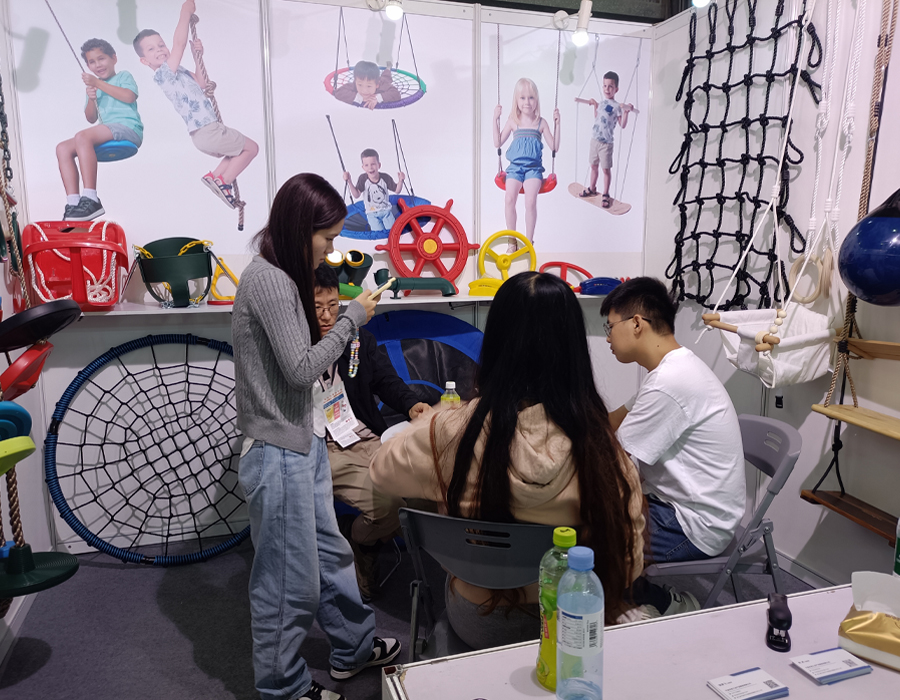 Выставочный экспозитор